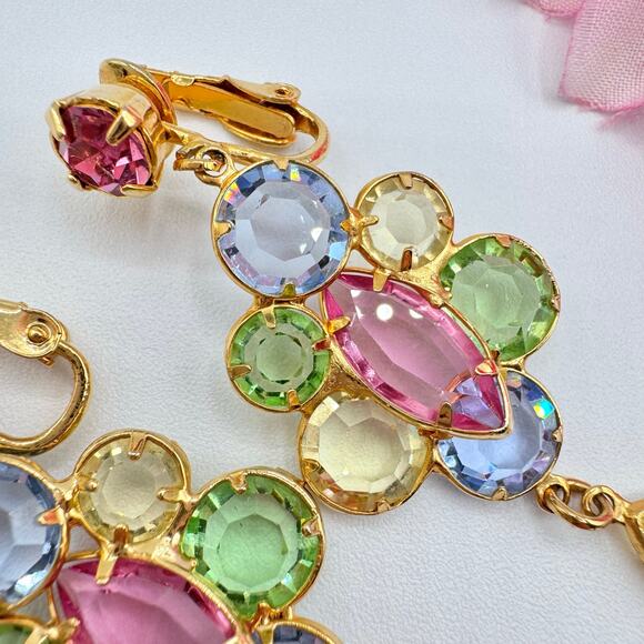 Vintage Austrian Crystal Clip On Earrings Pastel Ethereal Spring Fairycore Long - Picture 8 of 16
